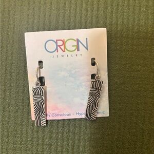 ORIGIN Jewelry Silver Textured Bar Drop Earrings NWT Hypoallergenic